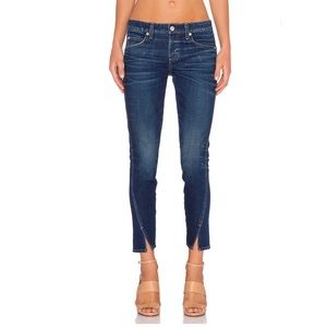 Amo Twist in True Blue